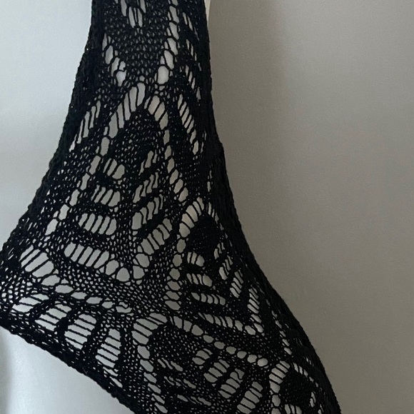 H&M Y2K Black Crochet Fringe Vest Boho Festival Hippie - Picture 2 of 4